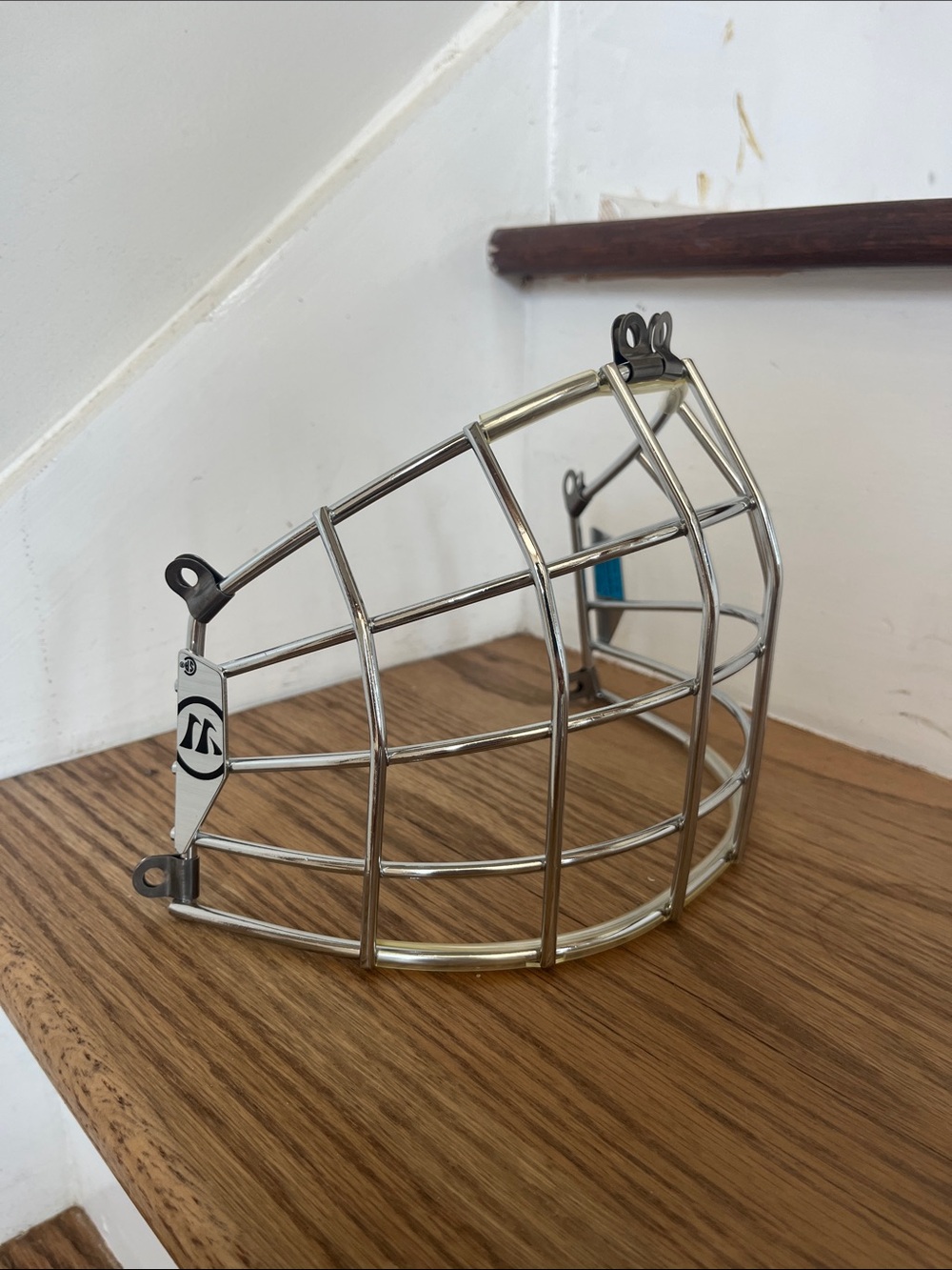 Warrior R/F1 Silver Hockey/Goalie Wire Face Cage, Cat Eye - brand new